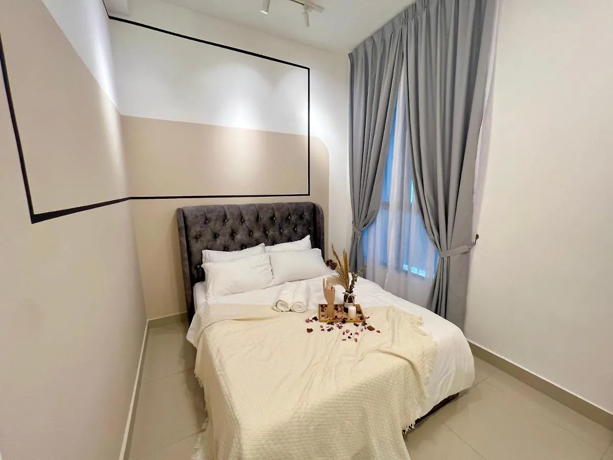 Premium Residence For Family At Aeon / Sunway Velocity / Mrt / Lrt Kuala Lumpur Apartment
