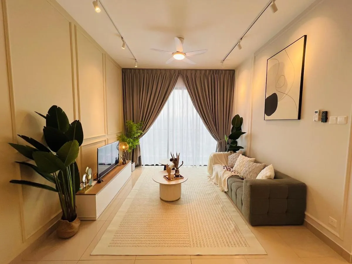 Premium Residence For Family At Aeon / Sunway Velocity / Mrt / Lrt Kuala Lumpur Malaysia