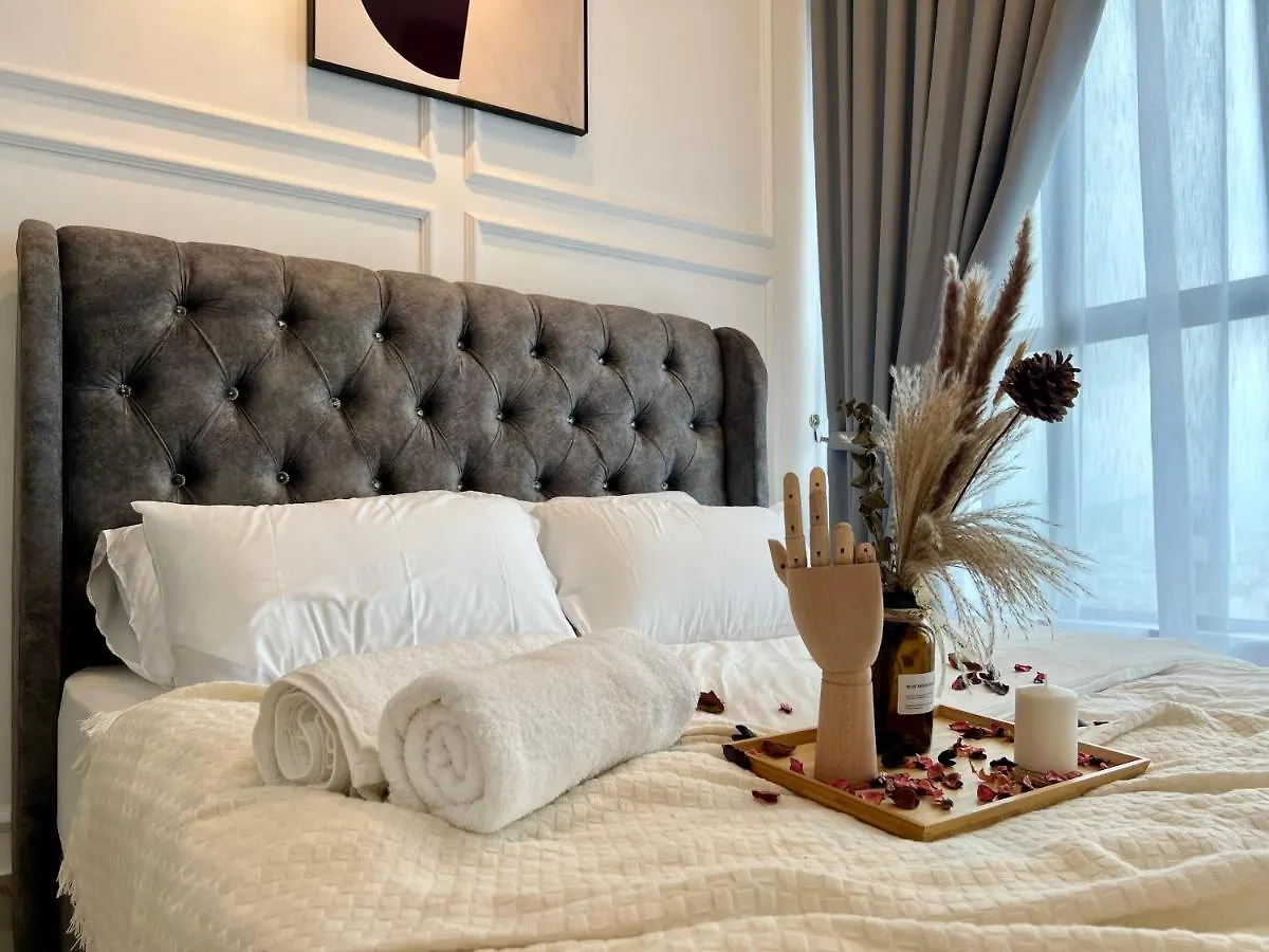 Apartment Premium Residence For Family At Aeon / Sunway Velocity / Mrt / Lrt Kuala Lumpur