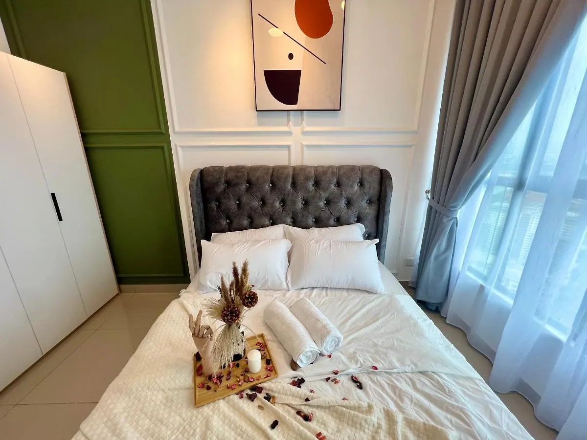 Premium Residence For Family At Aeon / Sunway Velocity / Mrt / Lrt Kuala Lumpur