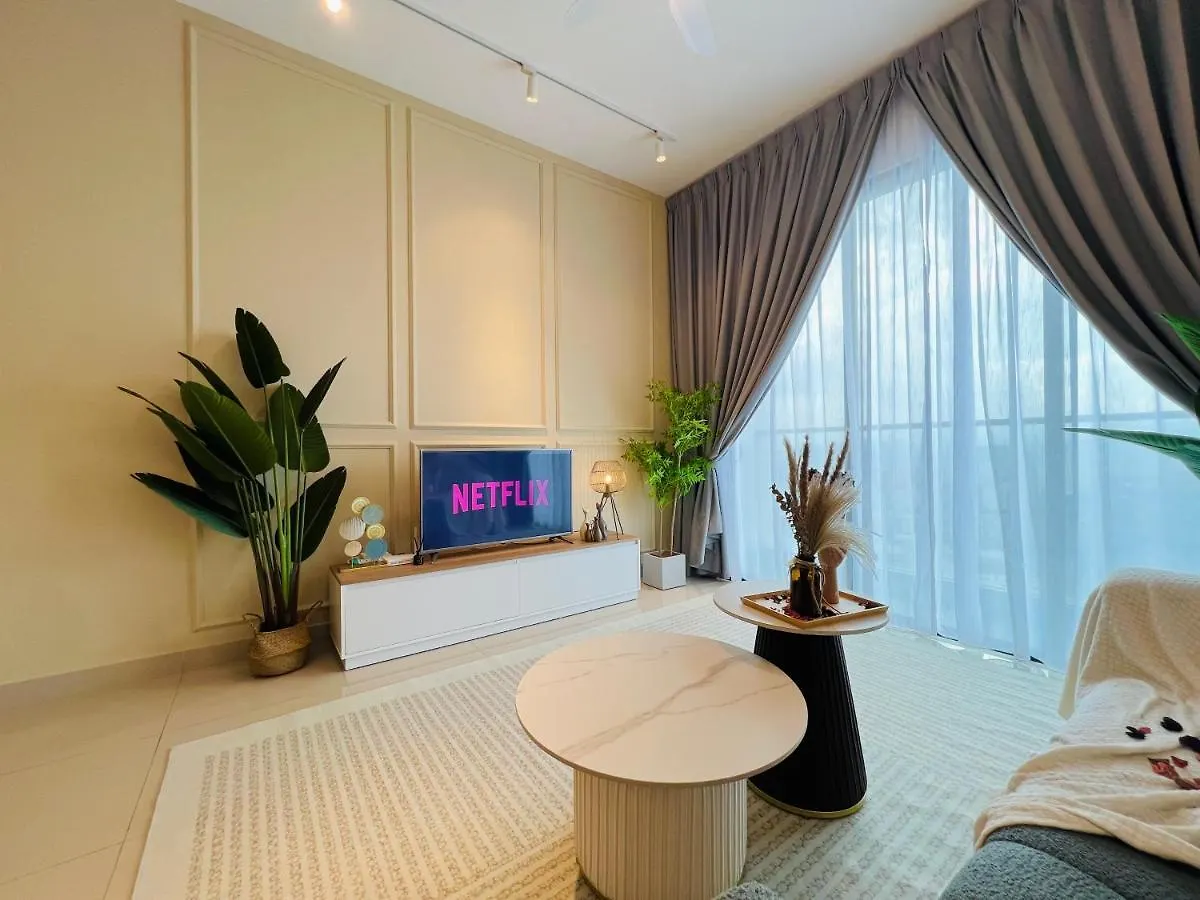 Premium Residence For Family At Aeon / Sunway Velocity / Mrt / Lrt Kuala Lumpur 0*,