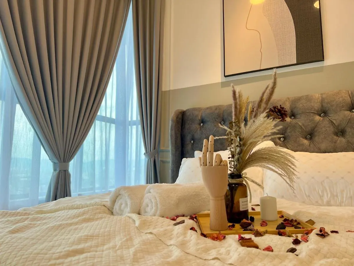 Premium Residence For Family At Aeon / Sunway Velocity / Mrt / Lrt Kuala Lumpur